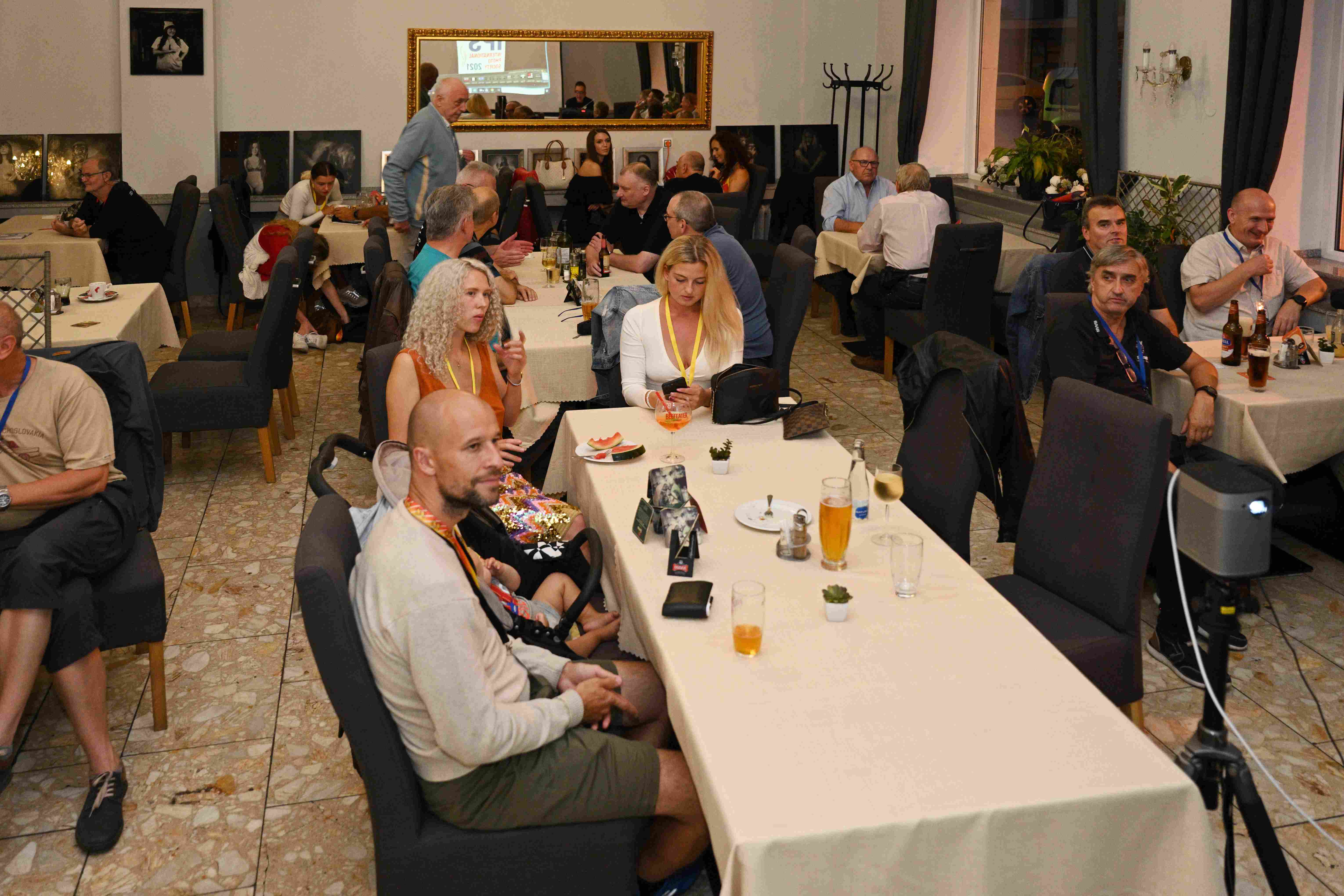 Fotografie účastníků IPS 2021 - www.fotokontakt.cz