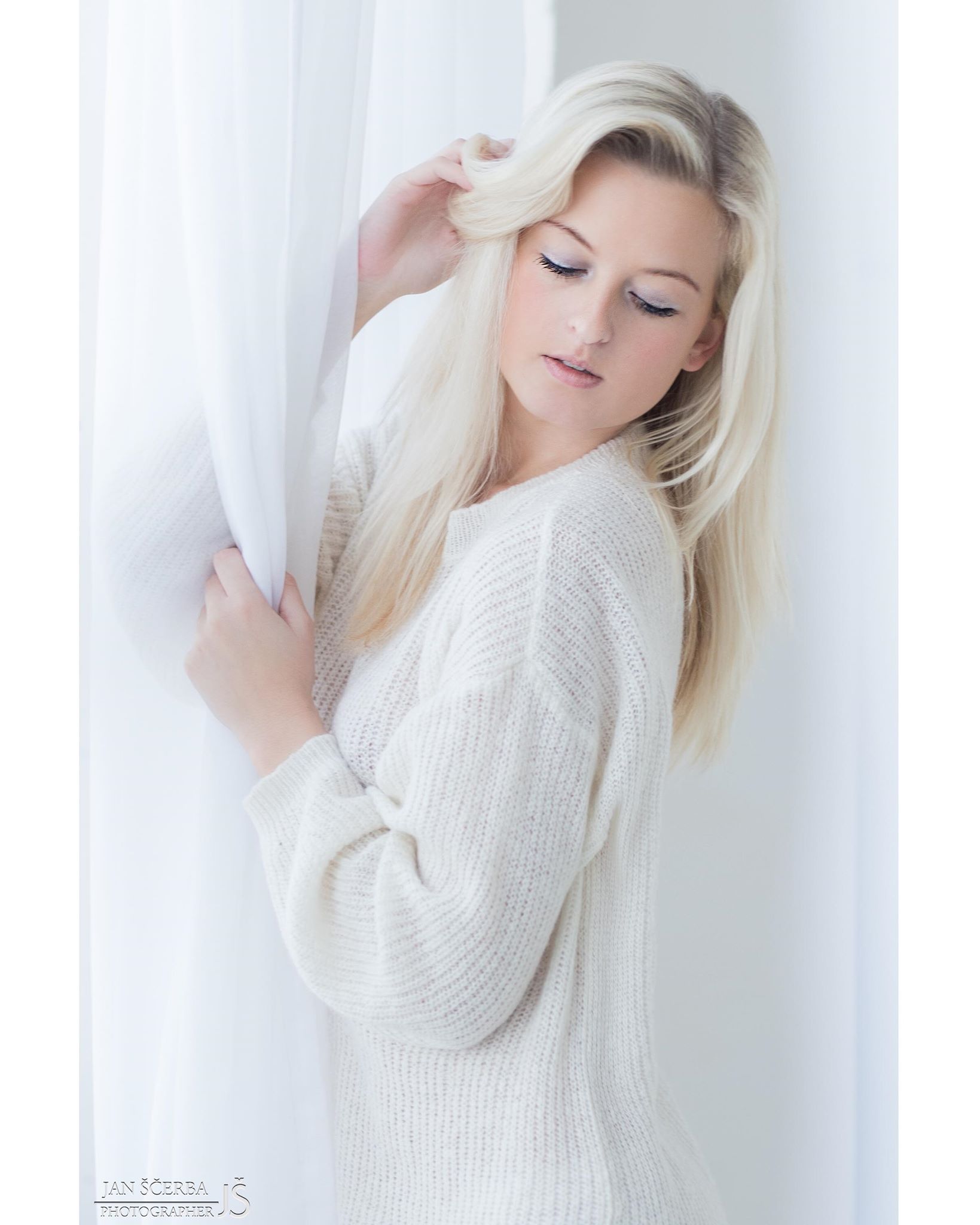 ŠARLOTA - FOTOKONTAKT - SPOLUPRACUJÍCÍ MODELKY
