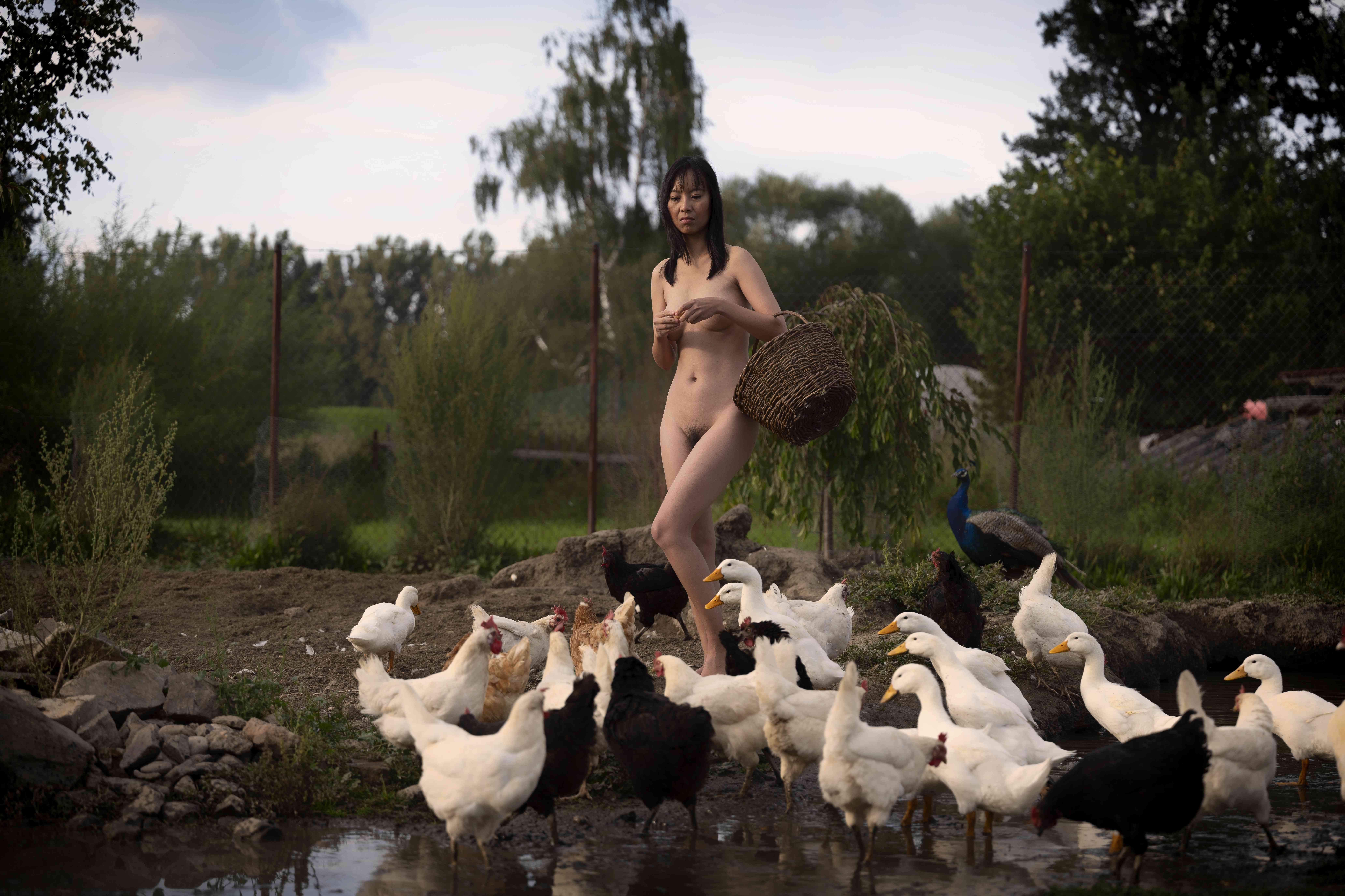 Foto: © Petr Strbačka, Edice Na dvorku, Model: Lucie