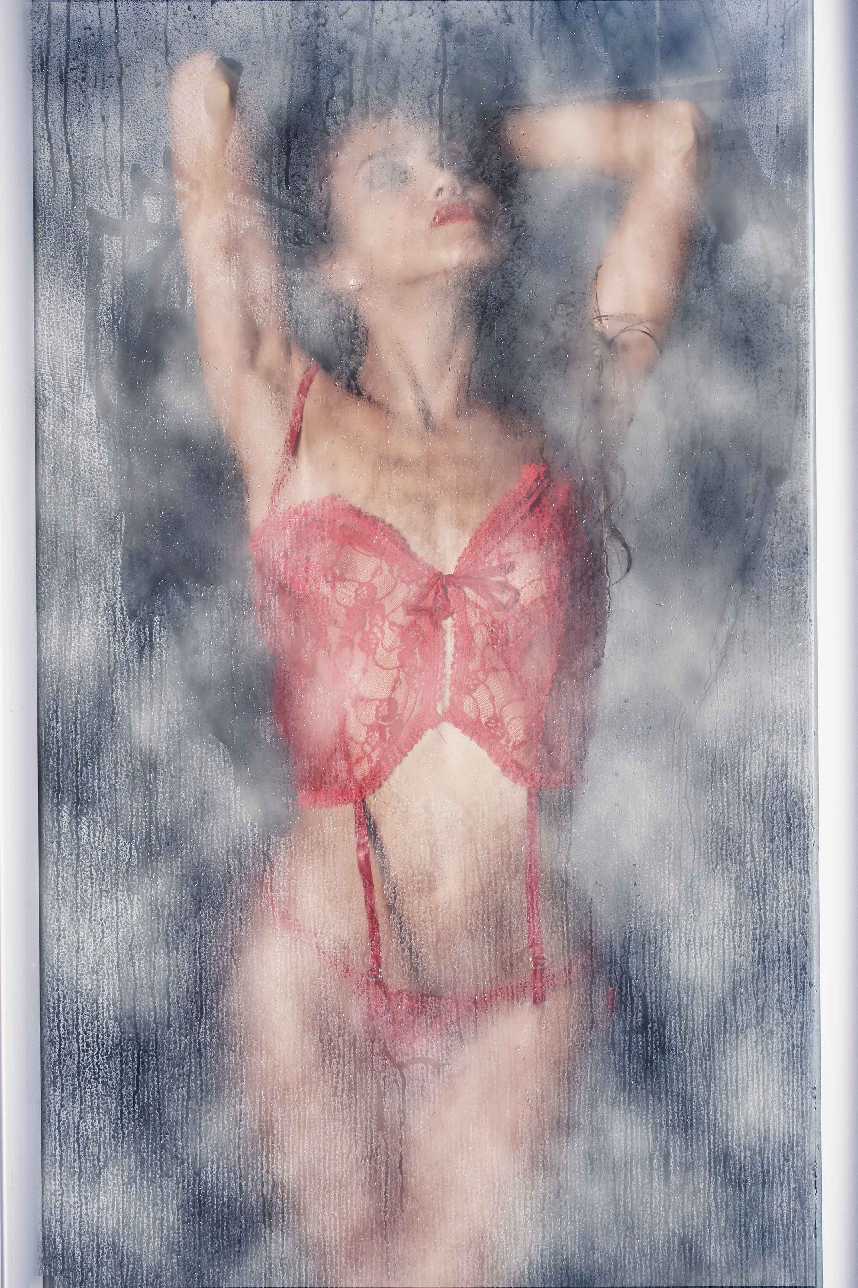 Foto: © Petr Strbačka, Edice Sprcha, Model: Anna