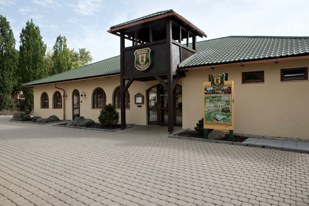 Hotel Lovecká bašta Strakonice - ubytování Fotokontakt.cz