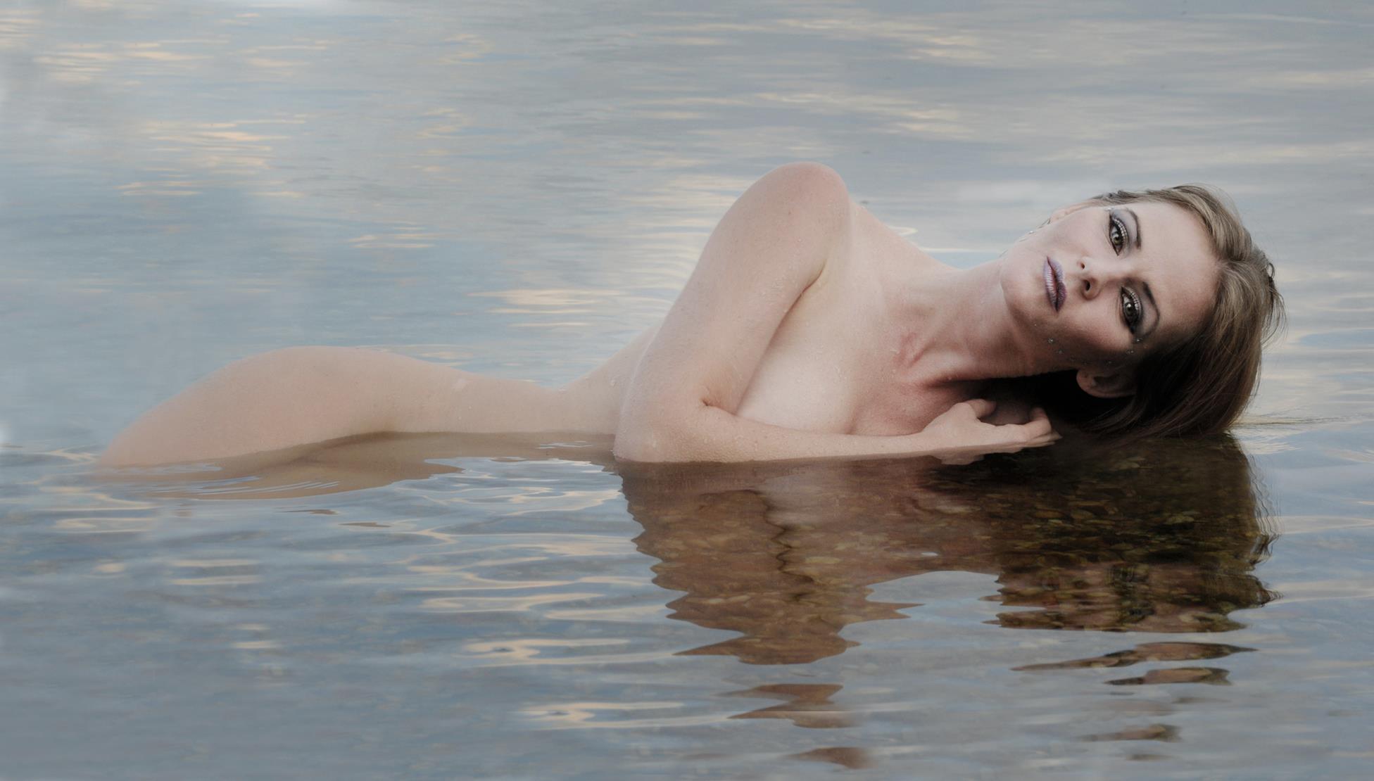 JANA SVATÁ (ARTEMI SANTI) - FOTOKONTAKT - SPOLUPRACUJÍCÍ MODELKY